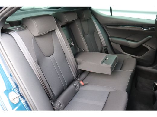 Skoda Octavia 1.0 e-TSI 110PK SPORT BUSINESS / NAVI / CLIMA / LED / PDC / 16" LMV / BLUETOOTH / CRUISECONTROL /... ActivLease financial lease
