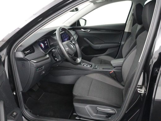 Skoda Octavia 1.0 e-TSI Business Edition | Trekhaak | Adaptive cruise | Carplay | Navigatie | Keyless | Full LE... ActivLease financial lease