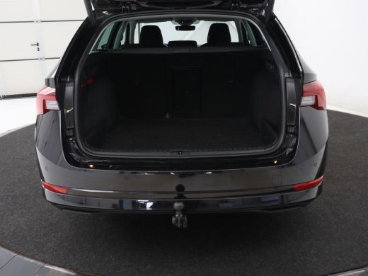 Skoda Octavia 1.0 e-TSI Business Edition | Trekhaak | Adaptive cruise | Carplay | Navigatie | Keyless | Full LE... ActivLease financial lease