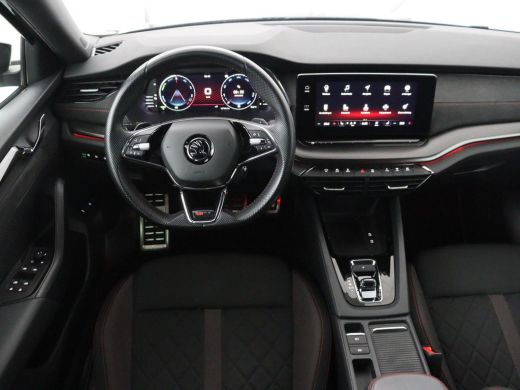 Skoda Octavia 1.4 TSI RS iV PHEV Business | Stoelverwarming | Matrix LED | Carplay | Sportstoelen | Keyless | V... ActivLease financial lease
