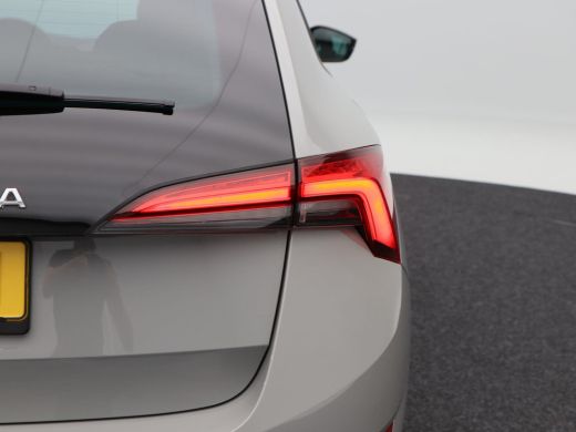 Skoda Scala 1.0 TSi 115 Pk Automaat Ambition | Parkeersensorn | Cruise | Carplay | Trekhaak | 16 Inch | 95.57... ActivLease financial lease