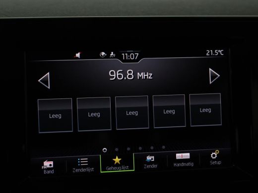 Skoda Scala 1.0 TSI Ambition | Automaat | Trekhaak | Carplay | Airco | Cruise control | Bluetooth | Full LED ActivLease financial lease