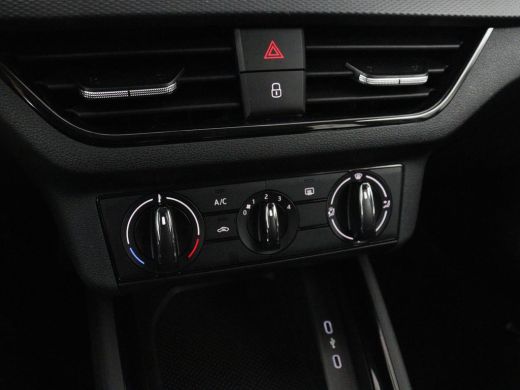 Skoda Scala 1.0 TSI Ambition | Automaat | Trekhaak | Carplay | Airco | Cruise control | Bluetooth | Full LED ActivLease financial lease