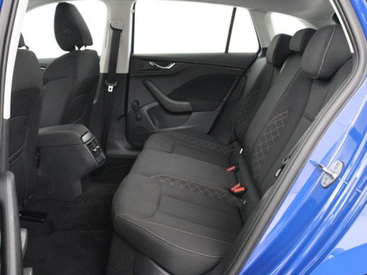 Skoda Scala 1.0 TSI Ambition | Automaat | Trekhaak | Carplay | Airco | Cruise control | Bluetooth | Full LED ActivLease financial lease