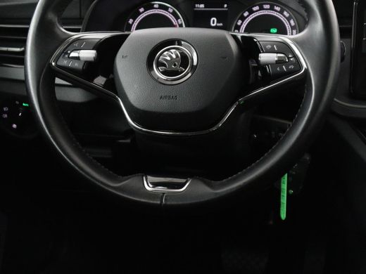 Skoda Scala 1.0 TSI Ambition | Automaat | Trekhaak | Carplay | Airco | Cruise control | Bluetooth | Full LED ActivLease financial lease