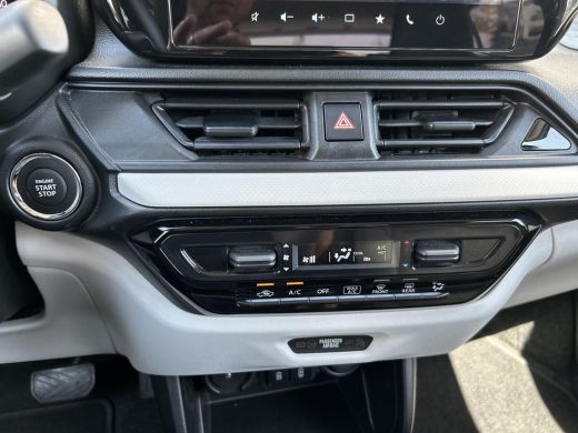 Suzuki Swift 1.2 Select Smart Hybrid ActivLease financial lease