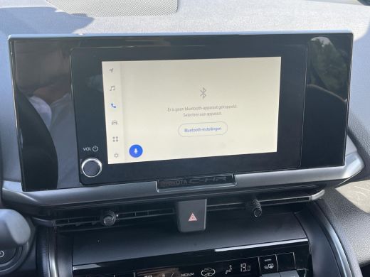 Toyota C-HR 1.8 Hybrid 140 Dynamic | Navigatie | Parkeersensoren | Carplay | Adaptive cruise control | ActivLease financial lease