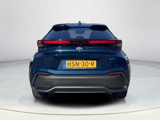 Toyota C-HR 1.8 Hybrid 140 Dynamic | Navigatie | Parkeersensoren | Carplay | Adaptive cruise control | ActivLease financial lease