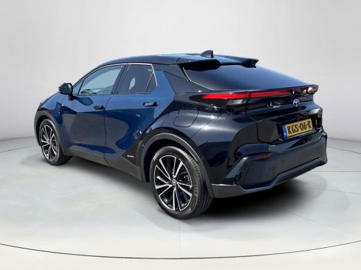 Toyota C-HR 2.0 Hybrid 200 Premi&egrave;re Edition 4WD | Panoramadak | Apple CarPlay/Android auto | Stuur en stoelve... ActivLease financial lease