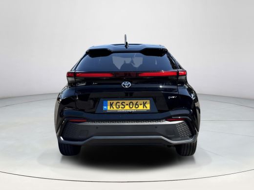 Toyota C-HR 2.0 Hybrid 200 Premi&egrave;re Edition 4WD | Panoramadak | Apple CarPlay/Android auto | Stuur en stoelve... ActivLease financial lease