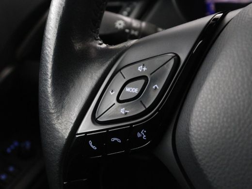 Toyota C-HR 2.0 Hybrid Dynamic | Stoelverwarming | Carplay Adaptive cruise | Camera | Navigatie | Climate con... ActivLease financial lease