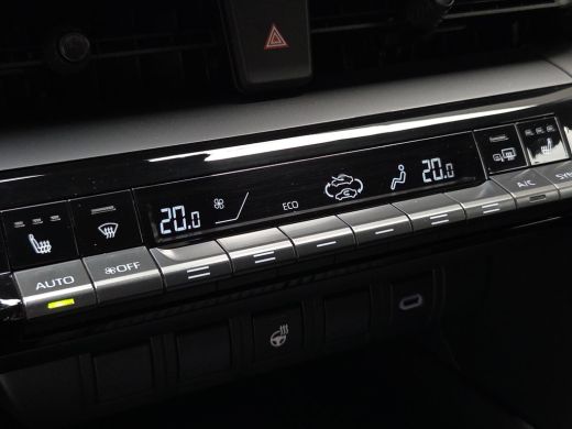 Toyota C-HR 2.0 Plug-in Hybrid 220 Dynamic | Apple CarPlay | Blindspot | Rijklaar incl. garantie | ActivLease financial lease