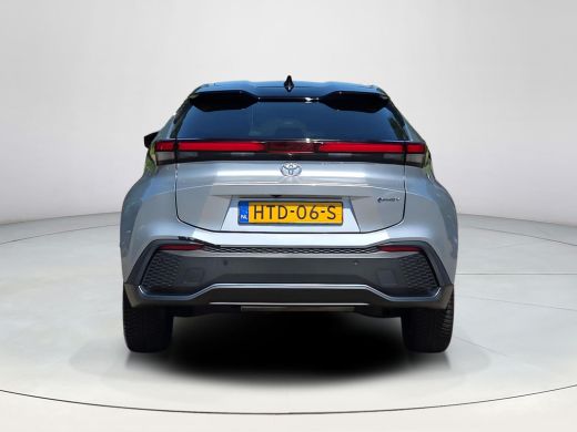 Toyota C-HR 2.0 Plug-in Hybrid 220 Dynamic | Apple CarPlay | Blindspot | Rijklaar incl. garantie | ActivLease financial lease