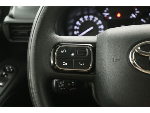 Toyota ProAce 1.5 D-4D 102PK | Airco | Camera | 3 Zits | Cruise | Carplay | Parkeersens. ActivLease financial lease