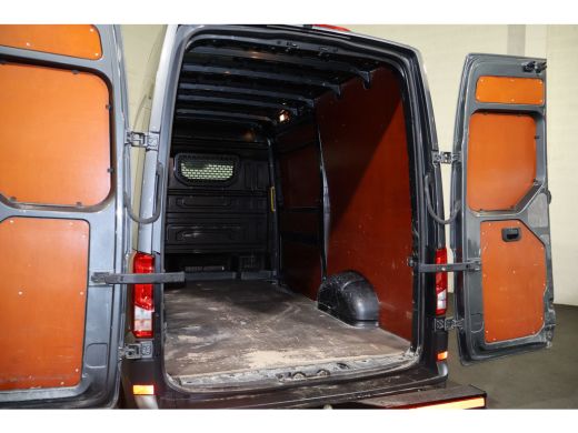 Volkswagen Crafter 2.0 TDI 177pk L3 H3 Automaat Led Safebumper ActivLease financial lease