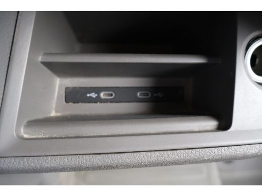 Volkswagen Crafter 2.0 TDI 177pk L3 H3 Automaat Led Safebumper ActivLease financial lease