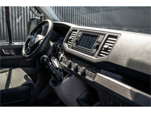 Volkswagen Crafter 2.0 TDI L4H3 140PK | Cruise | 360&deg; camera | Carplay | PDC | Imperiaal | Trekhaak ActivLease financial lease