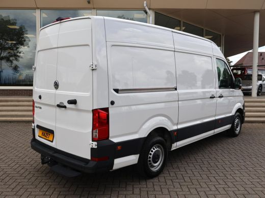 Volkswagen Crafter 35 2.0 TDI 177 PK AUT. L3H3 + 3000 KG TREKHAAK | ADAPTIVE CRUISE | LED | CAMERA | CARPLAY | STOEL... ActivLease financial lease