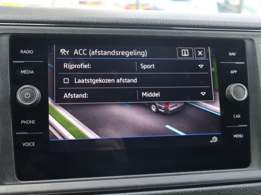 Volkswagen Crafter 35 2.0 TDI 177 PK AUT. L3H3 + 3000 KG TREKHAAK | ADAPTIVE CRUISE | LED | CAMERA | CARPLAY | STOEL... ActivLease financial lease