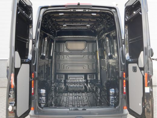 Volkswagen Crafter GP 2.0 TDI 140 PK Automaat L3 H3 Exclusive | Exclusive | Trekhaak | Navigatie | App Connect | Ful... ActivLease financial lease