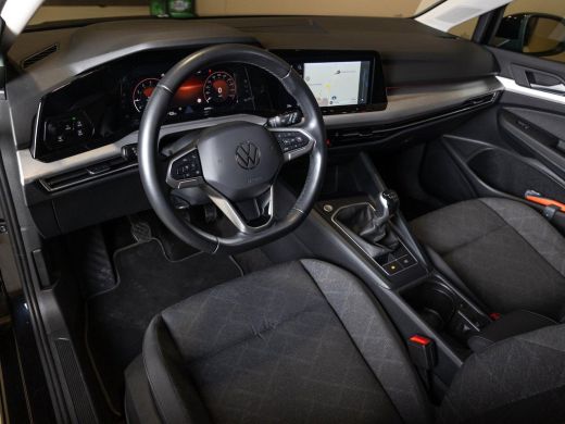 Volkswagen Golf 1.0 TSI Life / 110pk / Cruise / Airco / Klimaatregeling / Navigatie / Apple Carplay ActivLease financial lease