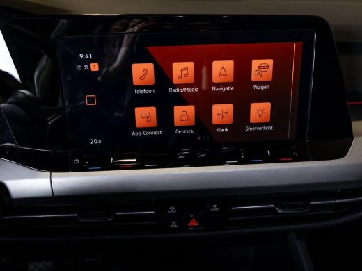 Volkswagen Golf 1.0 TSI Life / 110pk / Cruise / Airco / Klimaatregeling / Navigatie / Apple Carplay ActivLease financial lease