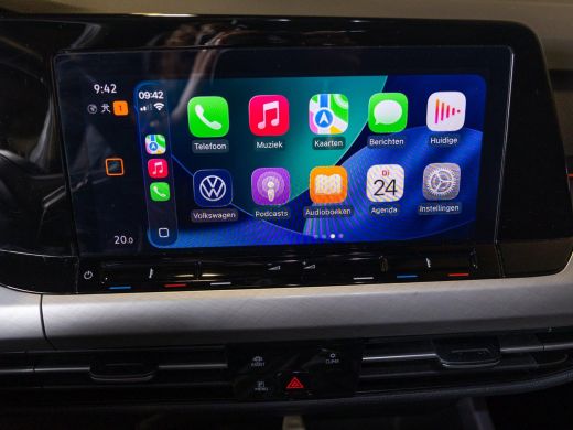 Volkswagen Golf 1.0 TSI Life / 110pk / Cruise / Airco / Klimaatregeling / Navigatie / Apple Carplay ActivLease financial lease