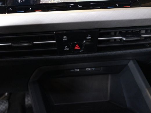 Volkswagen Golf 1.0 TSI Life / 110pk / Cruise / Airco / Klimaatregeling / Navigatie / Apple Carplay ActivLease financial lease