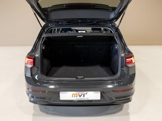 Volkswagen Golf 1.0 TSI Life / 110pk / Cruise / Airco / Klimaatregeling / Navigatie / Apple Carplay ActivLease financial lease