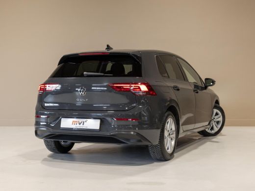 Volkswagen Golf 1.0 TSI Life / 110pk / Cruise / Airco / Klimaatregeling / Navigatie / Apple Carplay ActivLease financial lease