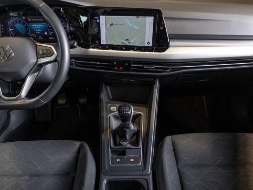 Volkswagen Golf 1.0 TSI Life / 110pk / Cruise / Airco / Klimaatregeling / Navigatie / Apple Carplay ActivLease financial lease