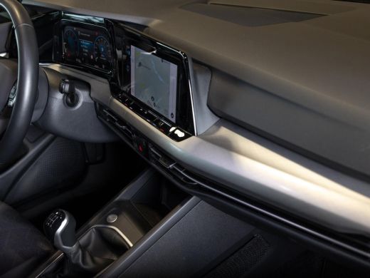Volkswagen Golf 1.0 TSI Life / 110pk / Cruise / Airco / Klimaatregeling / Navigatie / Apple Carplay ActivLease financial lease