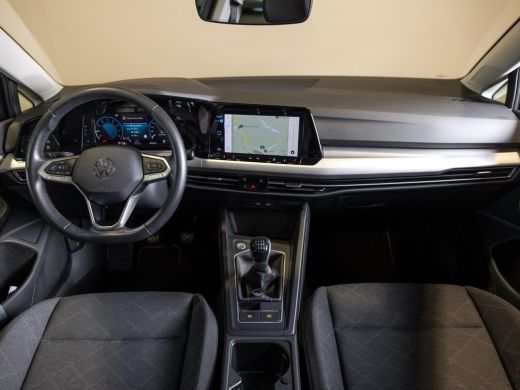 Volkswagen Golf 1.0 TSI Life / 110pk / Cruise / Airco / Klimaatregeling / Navigatie / Apple Carplay ActivLease financial lease
