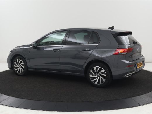 Volkswagen Golf 1.4 eHybrid Style | SOH 88% | Massage | Carplay Adaptive cruise | Memory | Navigatie | Sfeerverli... ActivLease financial lease