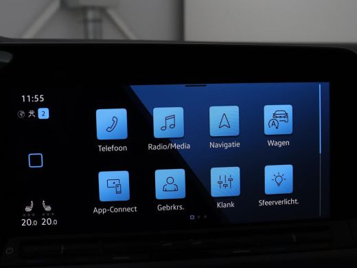 Volkswagen Golf 1.5 TSI Active Life | Trekhaak | Stoelverwarming | Carplay | Sfeerverlichting | Navigatie | Adapt... ActivLease financial lease