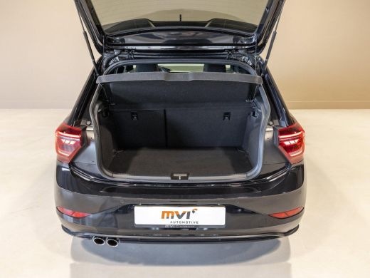 Volkswagen Polo 2.0 TSI GTI NL en BTW auto / Panorama dak / Keyless / Stoelverwarming / Achteruitrij camera / ActivLease financial lease
