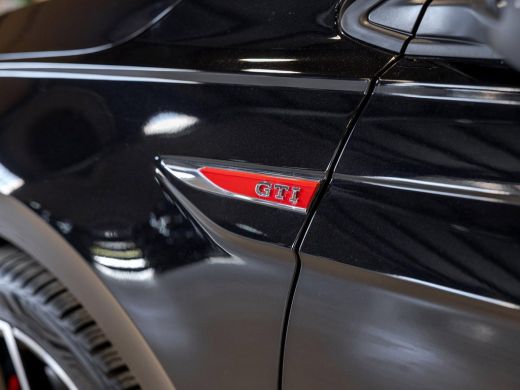 Volkswagen Polo 2.0 TSI GTI NL en BTW auto / Panorama dak / Keyless / Stoelverwarming / Achteruitrij camera / ActivLease financial lease