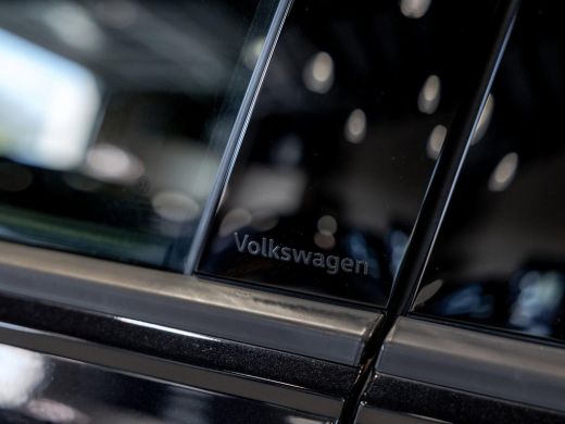 Volkswagen Polo 2.0 TSI GTI NL en BTW auto / Panorama dak / Keyless / Stoelverwarming / Achteruitrij camera / ActivLease financial lease
