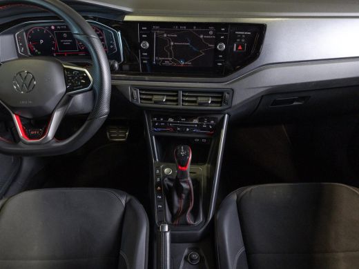 Volkswagen Polo 2.0 TSI GTI NL en BTW auto / Panorama dak / Keyless / Stoelverwarming / Achteruitrij camera / ActivLease financial lease
