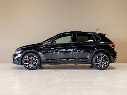 Volkswagen Polo 2.0 TSI GTI NL en BTW auto / Panorama dak / Keyless / Stoelverwarming / Achteruitrij camera / ActivLease financial lease