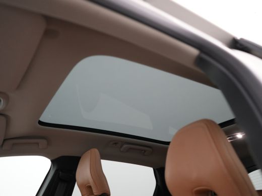 Volvo  V40 Cross Country T3 Polar+ Luxury | ZGAN - 17.999 km!! | Leder | Harman/Kardon | Panoramadak | Camer... ActivLease financial lease