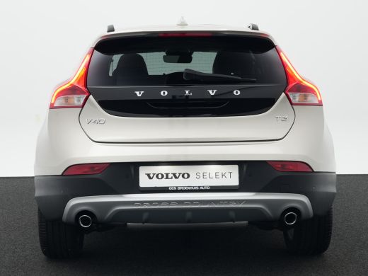 Volvo  V40 Cross Country T3 Polar+ Luxury | ZGAN - 17.999 km!! | Leder | Harman/Kardon | Panoramadak | Camer... ActivLease financial lease
