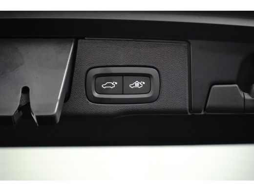 Volvo  XC60 T6 AWD Plus Black Edition | Head-Up | 360&deg; | Harman/Kardon | Sportstoelen | Panoramadak | 21" | B... ActivLease financial lease