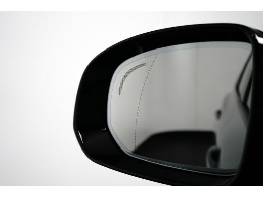 Volvo  XC60 T6 AWD Plus Black Edition | Head-Up | 360&deg; | Harman/Kardon | Sportstoelen | Panoramadak | 21" | B... ActivLease financial lease
