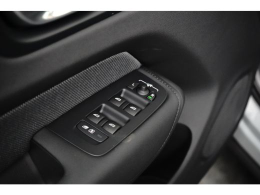 Volvo  XC60 T6 AWD Plus Black Edition | Head-Up | 360&deg; | Harman/Kardon | Sportstoelen | Panoramadak | 21" | B... ActivLease financial lease
