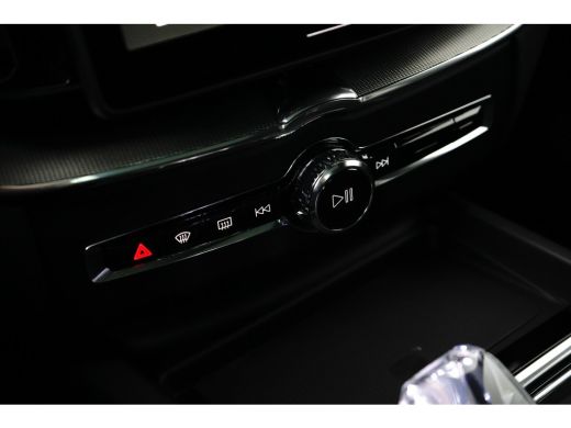 Volvo  XC60 T6 AWD Plus Black Edition | Head-Up | 360&deg; | Harman/Kardon | Sportstoelen | Panoramadak | 21" | B... ActivLease financial lease