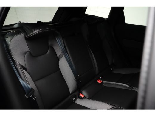 Volvo  XC60 T6 AWD Plus Black Edition | Head-Up | 360&deg; | Harman/Kardon | Sportstoelen | Panoramadak | 21" | B... ActivLease financial lease