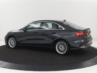Audi A3 30 TFSI Advanced edition | Stoelverwarming | Matrix LED | Adaptive cruise | Camera | Park Assist ...