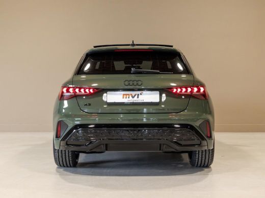 Audi A3 Sportback 35 TFSI 2x S-Line edition / 150pk / Panorama dak / Sonos / Achteruitrij camera / ActivLease financial lease