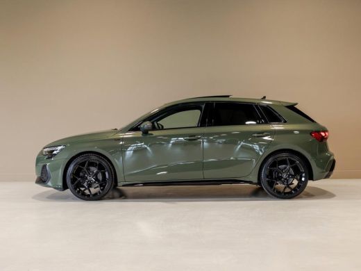Audi A3 Sportback 35 TFSI 2x S-Line edition / 150pk / Panorama dak / Sonos / Achteruitrij camera / ActivLease financial lease